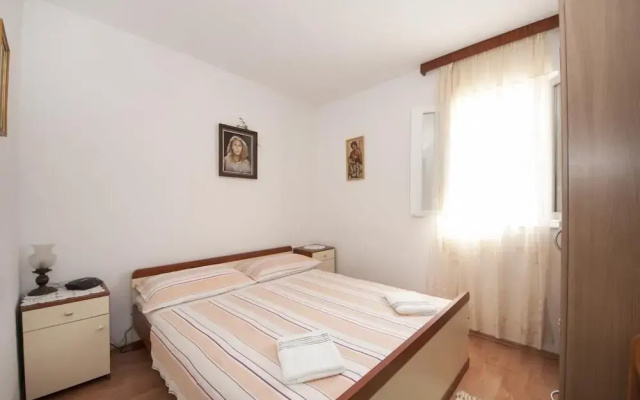 Apartments Mira