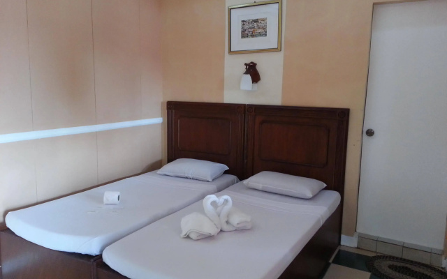 Loreland Farm Resort