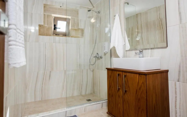 Agarathos Deluxe Homes Kaliviani