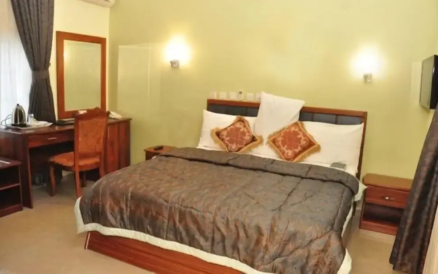 Hemas Hotel and Apartment
