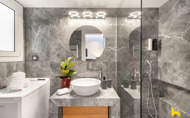 Dream Studio in Plaka near Syntagma & Acropolis!