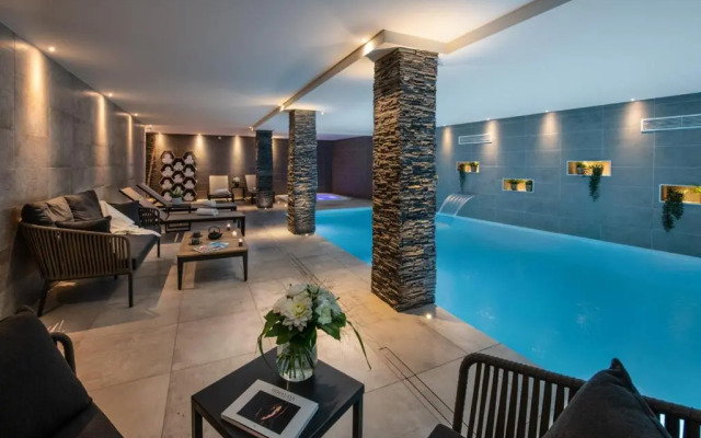 Annapurna by Alpine resorts