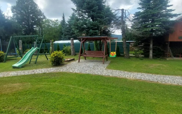 Pod akacjami