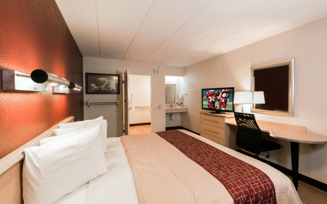 Red Roof Inn PLUS+ El Paso East