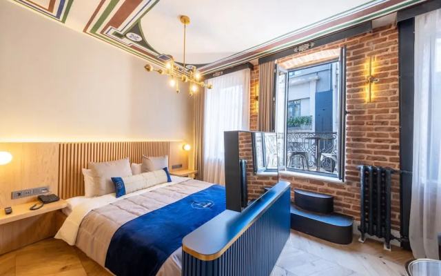 Balo Suite Hotel