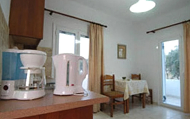 Anemones Studios & Apartments
