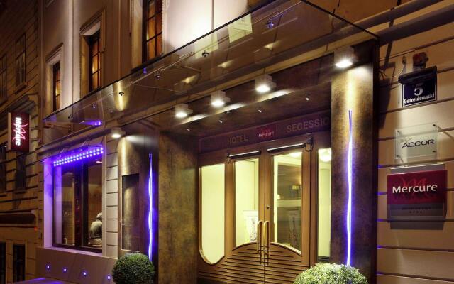 Отель Mercure Secession Вена вид на фасад