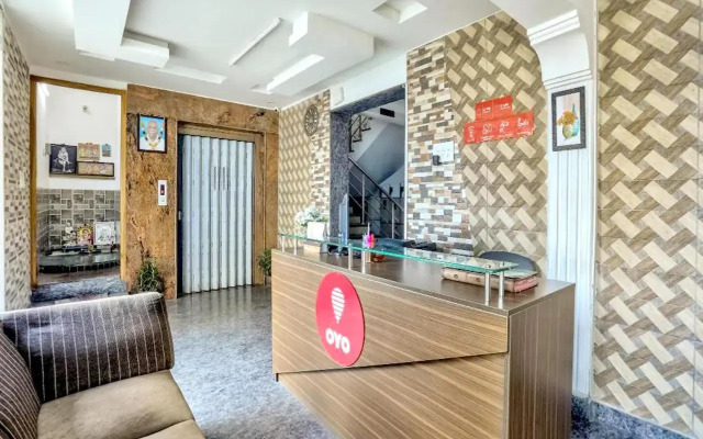 Chellam Residency