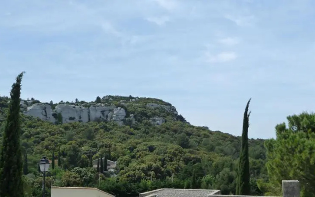 Une Maison Aux Baux