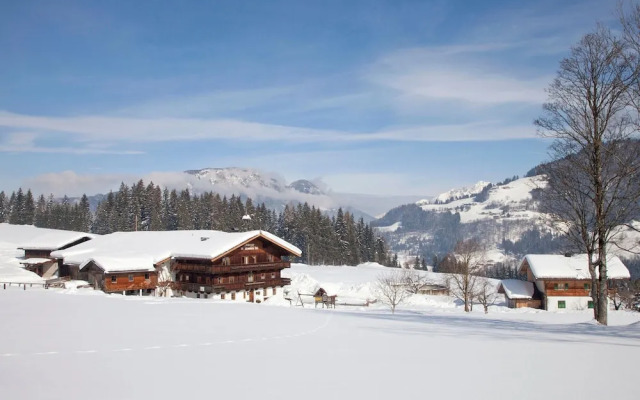 Wooden Apartment With Mountain View