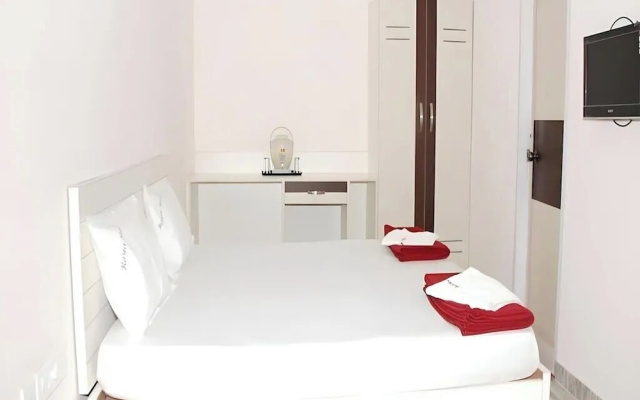 Rayas Executive Homes