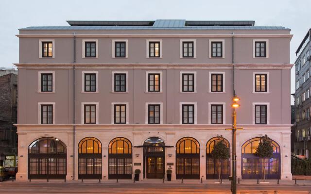 10 Karakoy Istanbul Турция, Стамбул - 5 отзывов об отеле, цены и фото номеров - забронировать отель 10 Karakoy Istanbul онлайн вид на фасад