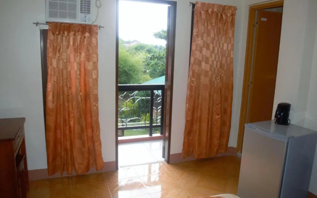 Manora Apartment
