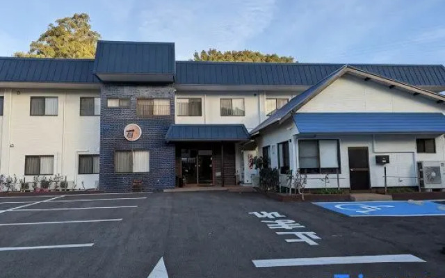 Shirahamanoyadoran