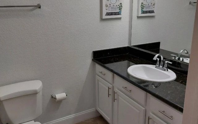 Cozy condo near Disney Parks