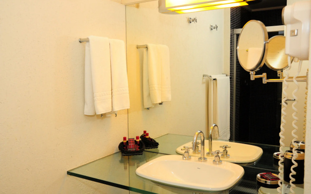 Ferraretto Guarujá Hotel & Spa