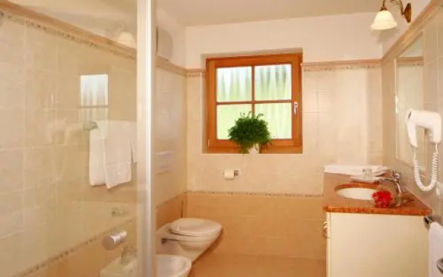 Apartments Serghela