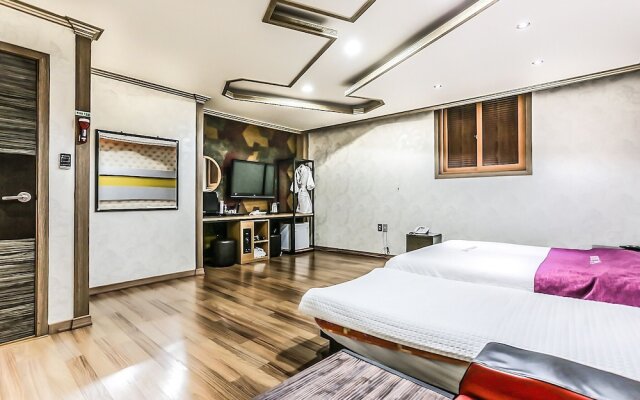 Samcheok Chungil Motel