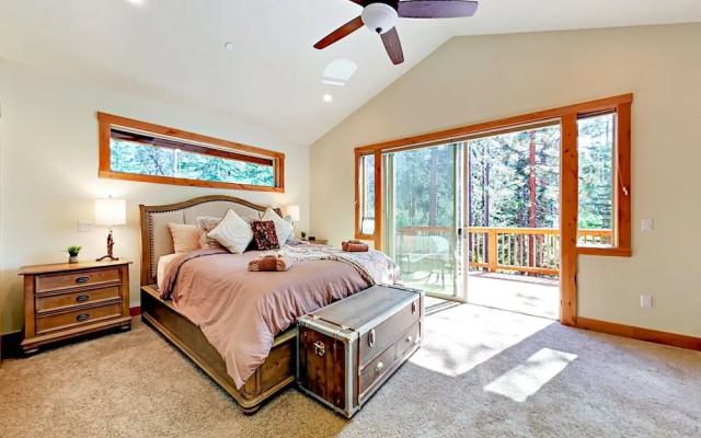 831 Patricia Cabin