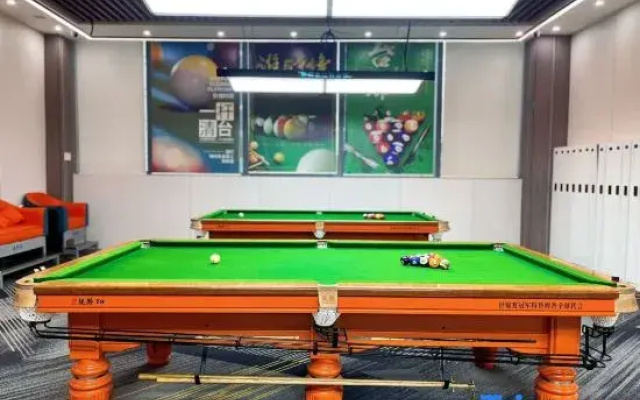 Holand Garden Hotel
