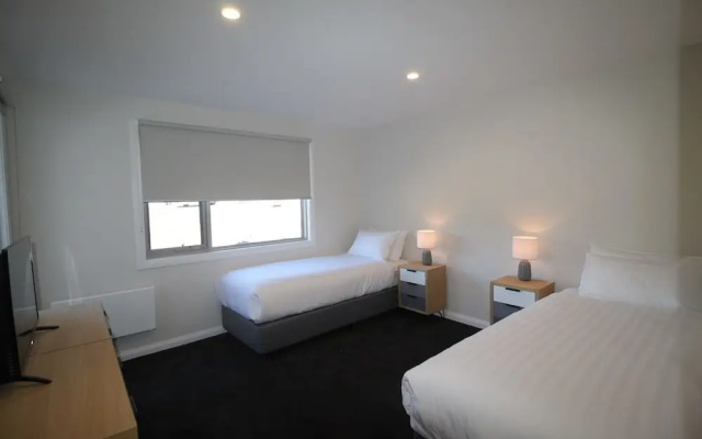 Stillwater Lodge