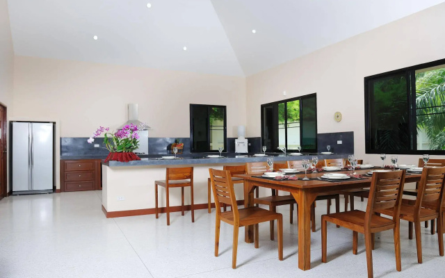 Baan Santi Villa