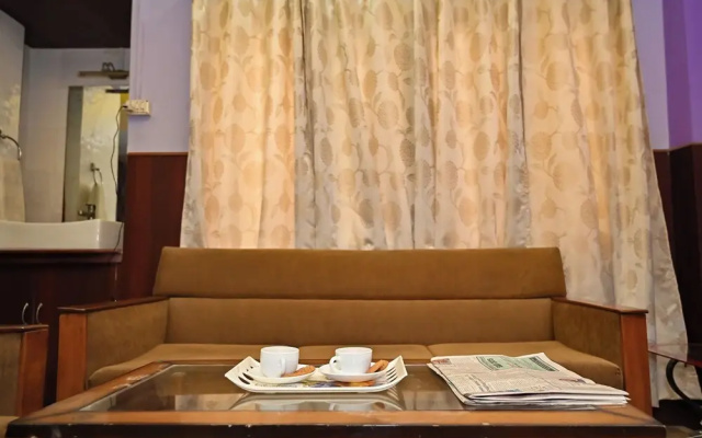 Holiday Inn Guest House