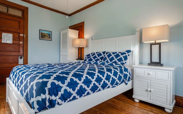 Narragansett Inn