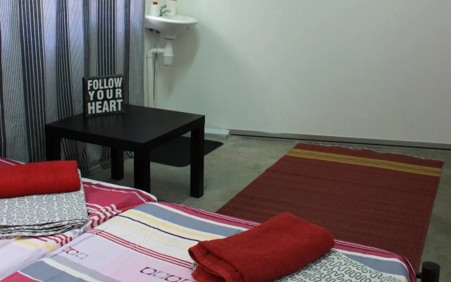 MySpace Inn - Hostel