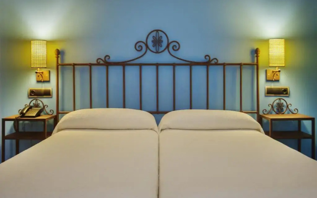 Hotel Moya