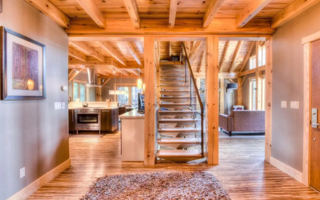 Shining Shire - Sauna, Steam Shower, Very Cool!