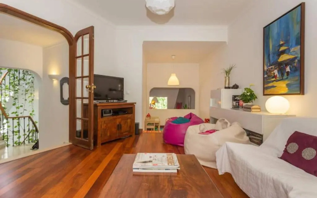 Lovely Family House