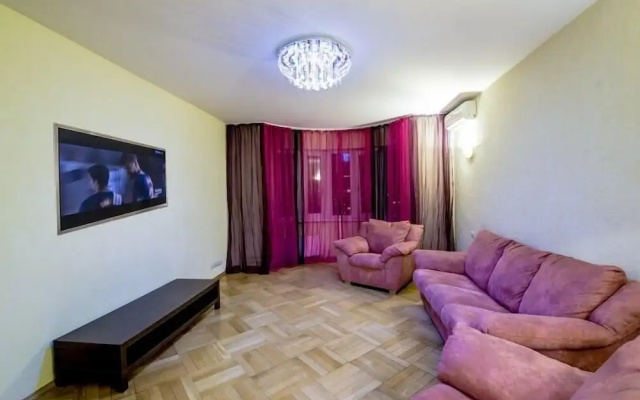 Апартаменты, ул. Островитянова, 9