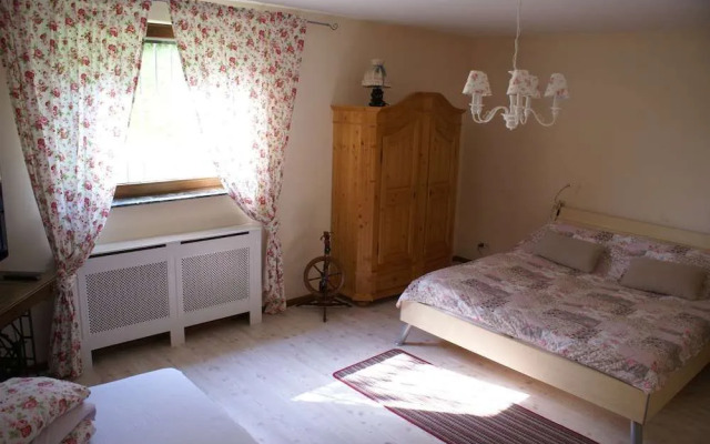 Oasis Apartment