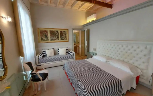 Corso Deluxe Apartment