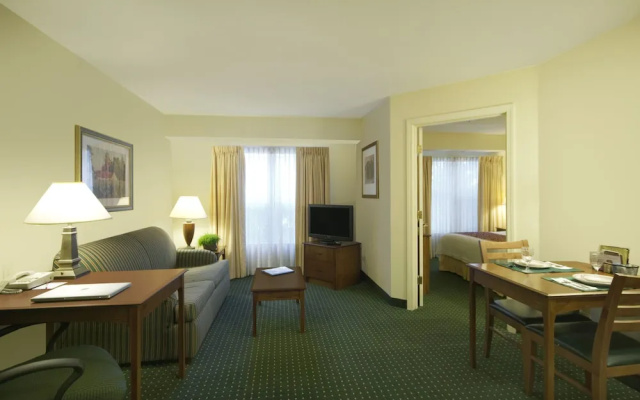 Residences at Daniel Webster