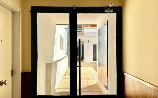 Nice Apartment With Shared Pool