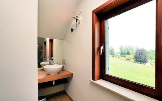 Modern Holiday Home in Flobecq with Garden