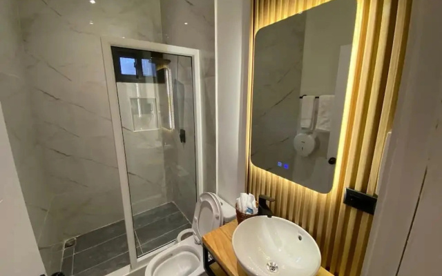 Hotel Merendon Express