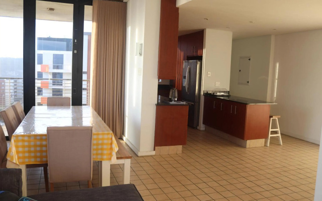 Durban Beach Front SPECTACULAR OCEAN VIEWS - 3 BED