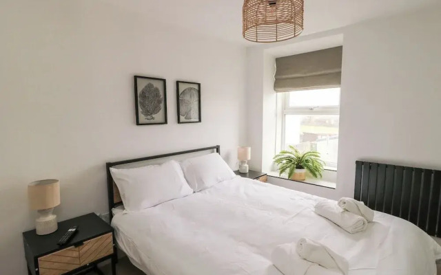 1 Mona Terrace