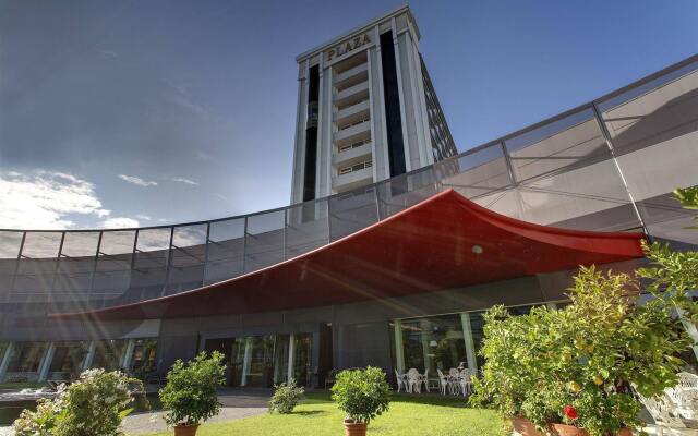 Отель Panoramic Hotel Plaza Италия, Абано-Терме - 6 отзывов об отеле, цены и фото номеров - забронировать отель Panoramic Hotel Plaza онлайн вид на фасад
