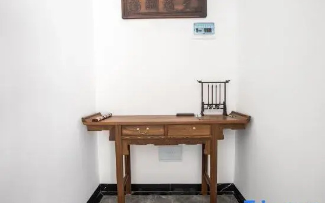 Yunmo Chinese Inn (Jianshui Ancient Town Zhu Family Garden)