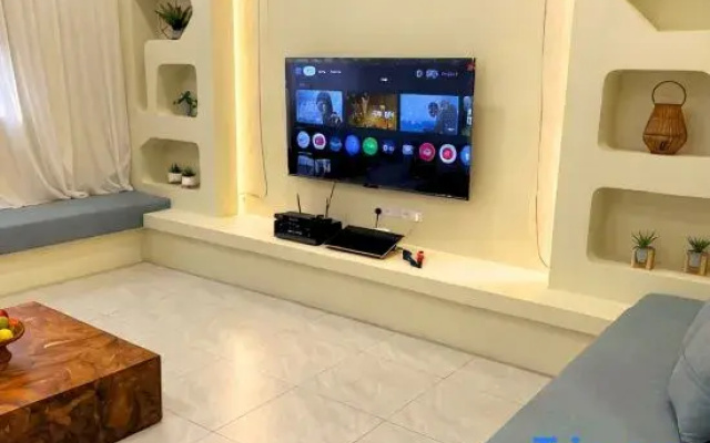 The Luxurious 40 @ Millos Villa