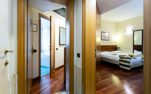 Hotel Mirage, Sure Hotel Collection by Best Western