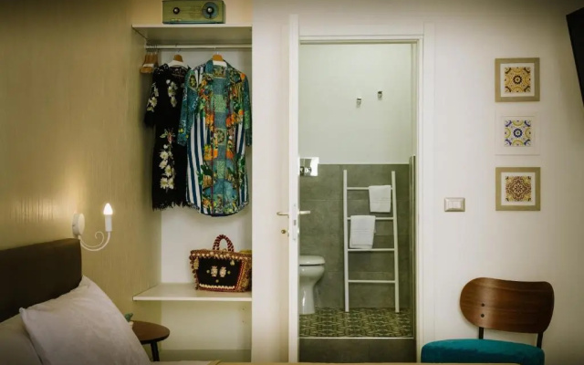 Regina Elena Charme Rooms