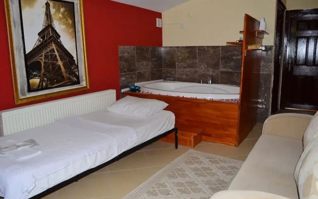 Destina Boutique Hotel