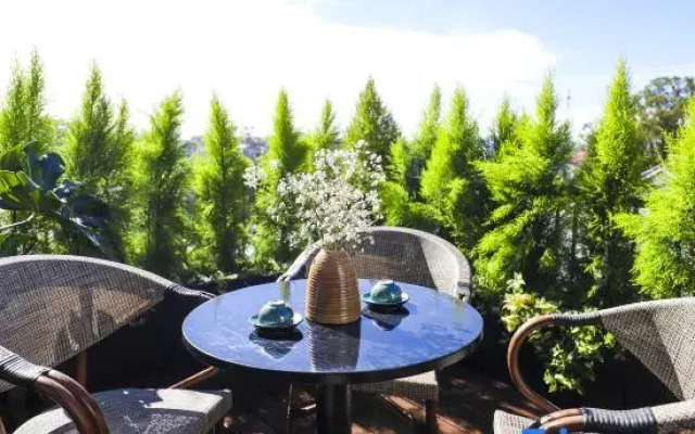 Cherry Dalat 3 - Luxury Hotel
