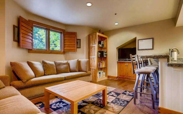 Lakeside 1687 by Park City Lodging