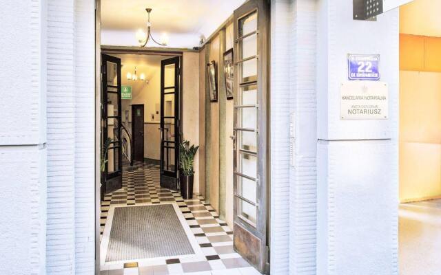Отель Daniel Griffin Aparthotel by Artery Hotels Польша, Краков - 2 отзыва об отеле, цены и фото номеров - забронировать отель Daniel Griffin Aparthotel by Artery Hotels онлайн вид на фасад